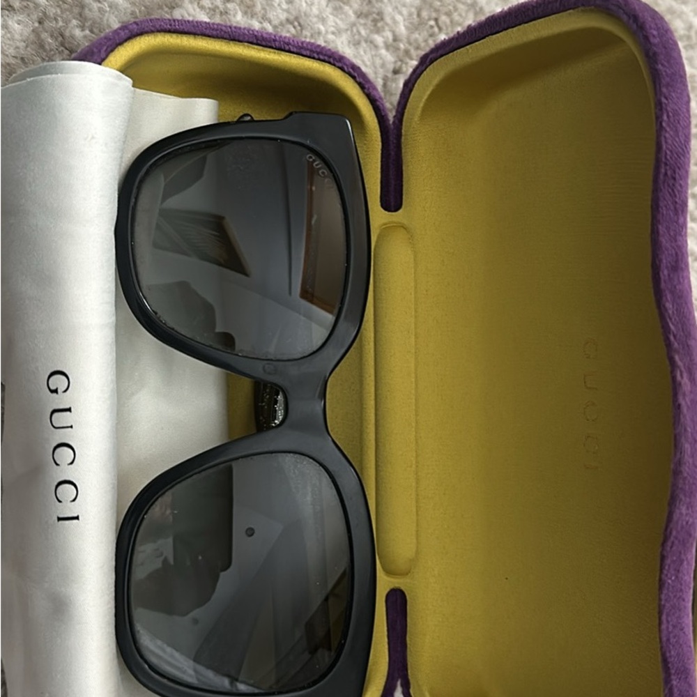 Gucci Black Sunglasses with Yellow and Purple Case